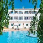 Cala Piques * Cala'N Blanes (Menorca)